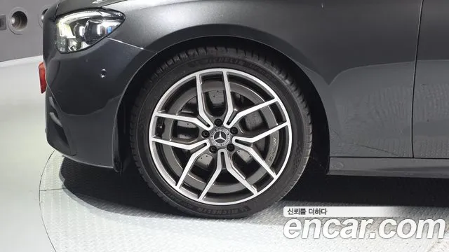 Mercedes-Benz E-Класс 2020 thumb 5