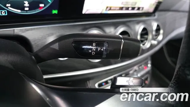 Mercedes-Benz E-Класс 2020 thumb 9