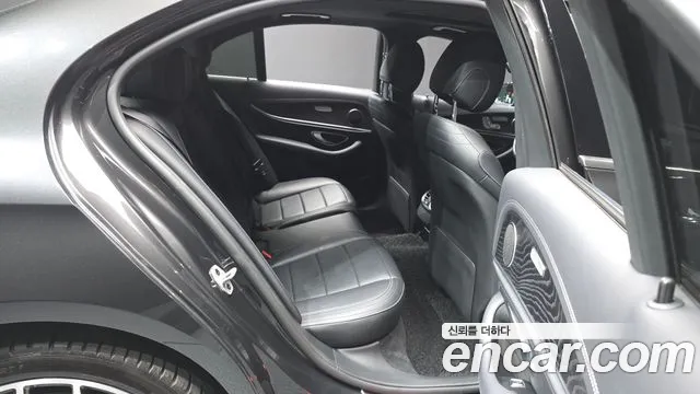 Mercedes-Benz E-Класс 2020 thumb 12