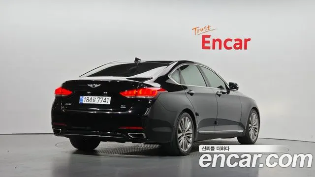 Genesis G80 2017 thumb 2