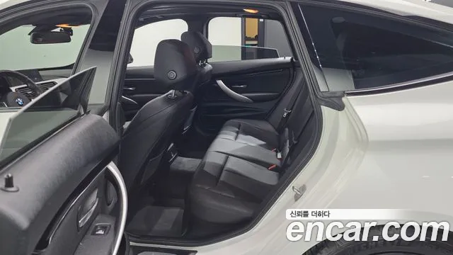 BMW Gran Turismo 2020 thumb 11