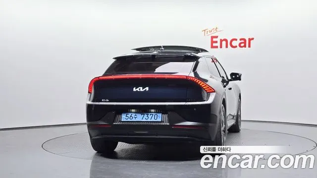 Kia EV6 2021 thumb 4