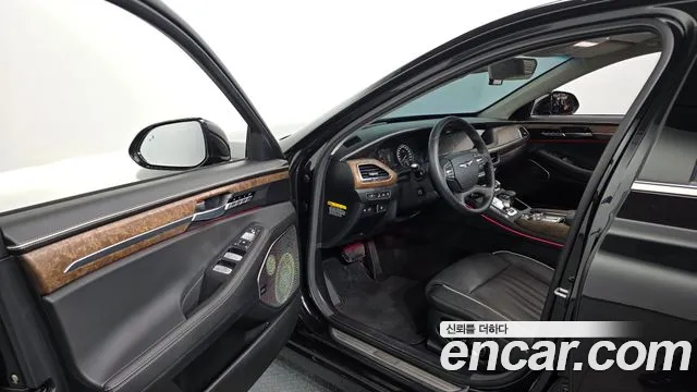 Genesis G90 2019 thumb 10