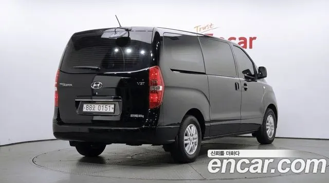 Hyundai Starex 2020 thumb 2
