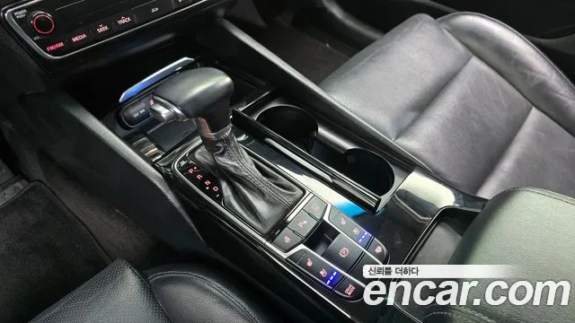 Kia K7 2016 thumb 9