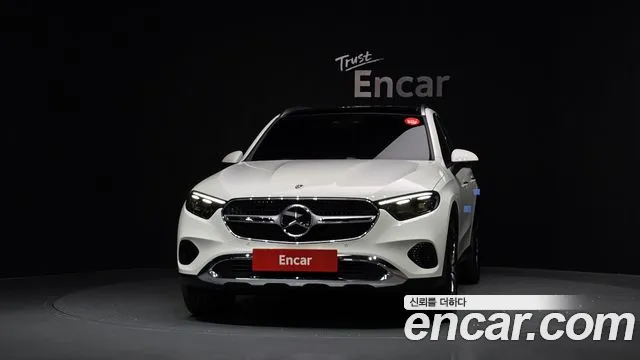 Mercedes-Benz GLC 2026 thumb 3