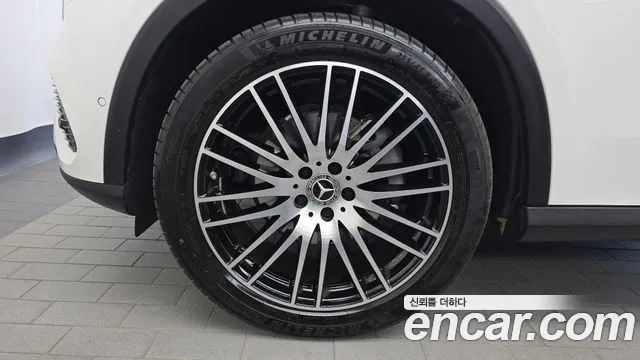 Mercedes-Benz GLC 2026 thumb 5
