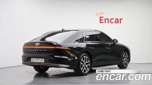 Hyundai Grandeur 2023 thumb 2
