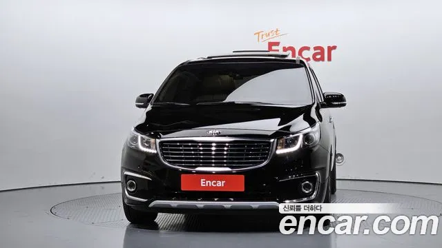 Kia Carnival 2018 thumb 3