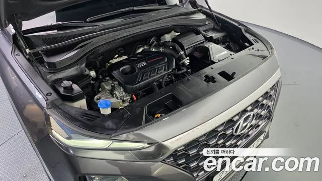 Hyundai Santa Fe 2018 thumb 6