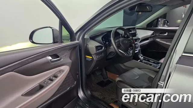 Hyundai Santa Fe 2018 thumb 10