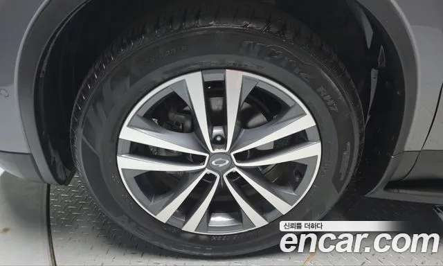Renault-KoreaSamsung Koleos 2019 thumb 5