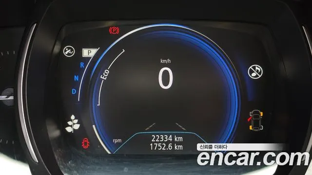 Renault-KoreaSamsung Koleos 2019 thumb 8
