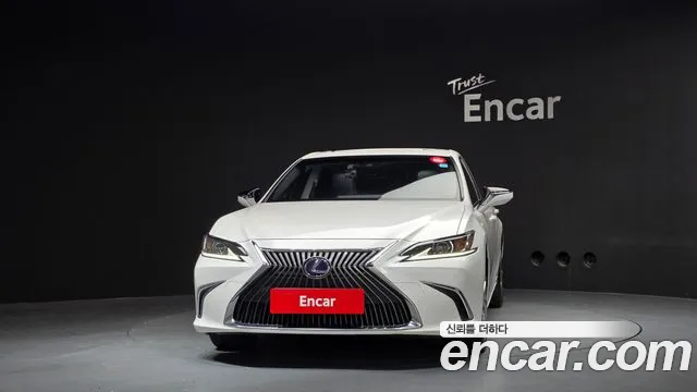 Lexus ES 2020 thumb 3