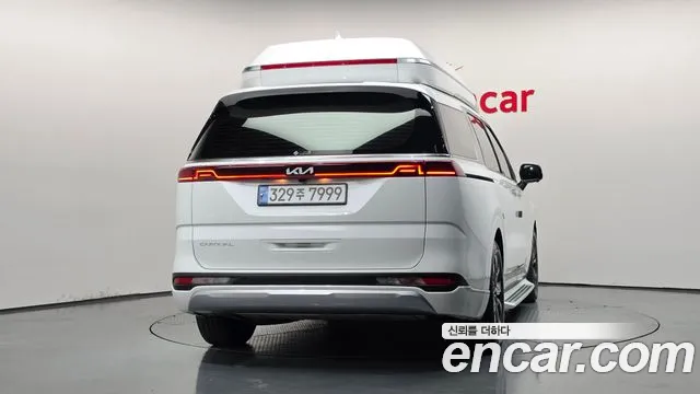 Kia Carnival 2021 thumb 4