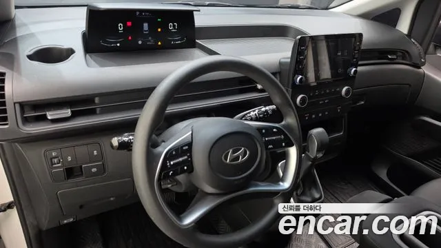 Hyundai Staria 2024 thumb 7