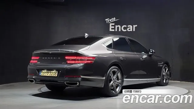Genesis G80 2022 thumb 2