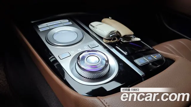 Genesis G80 2022 thumb 9