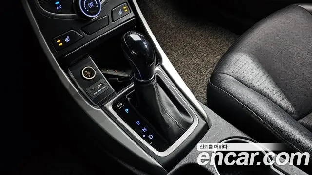 Hyundai Avante 2014 thumb 8