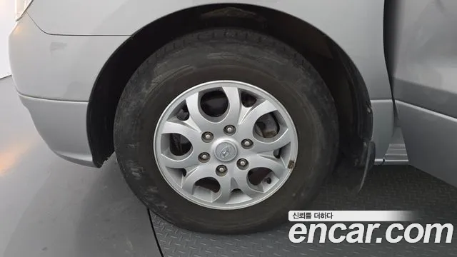 Hyundai Starex 2012 thumb 5