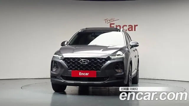 Hyundai Santa Fe 2018 thumb 3