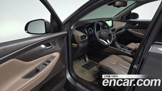 Hyundai Santa Fe 2018 thumb 10