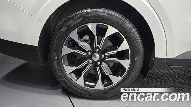 Kia Carnival 2021 thumb 5