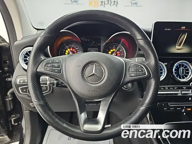 Mercedes-Benz GLC 2018 thumb 9