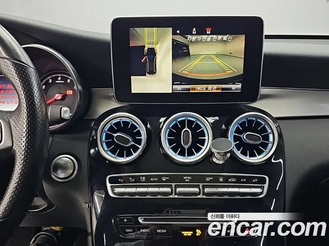 Mercedes-Benz GLC 2018 thumb 10