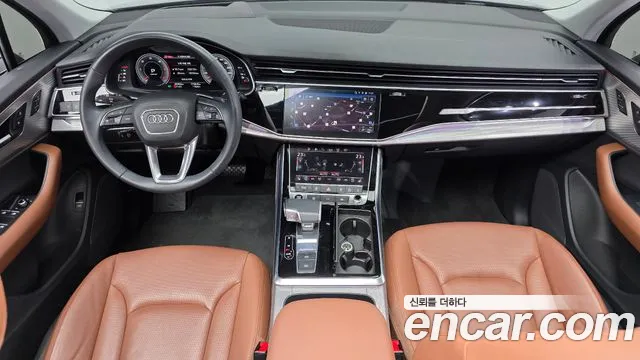 Audi Q7 2022 thumb 6