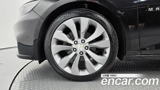 ChevroletGMDaewoo Malibu 2018 thumb 5