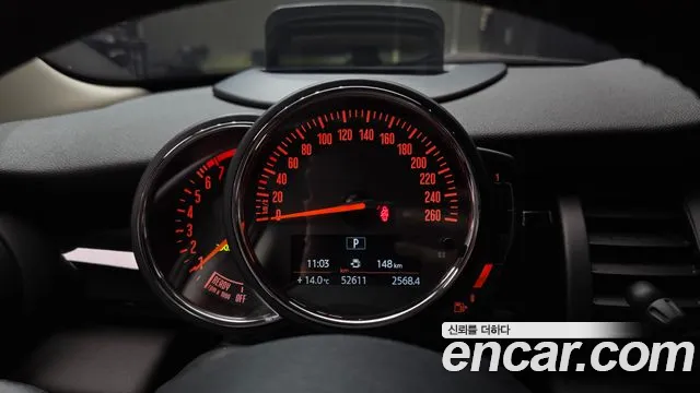 MINI Hatch 2019 thumb 8