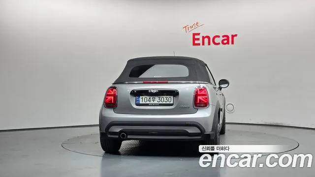 MINI Cooper Convertible 2023 thumb 4