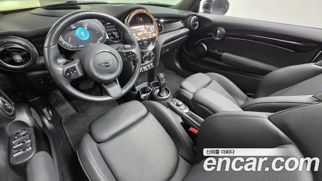 MINI Cooper Convertible 2023 thumb 7