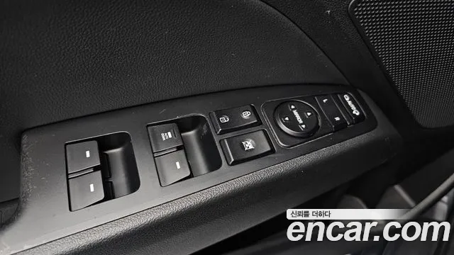 Hyundai Avante 2017 thumb 12