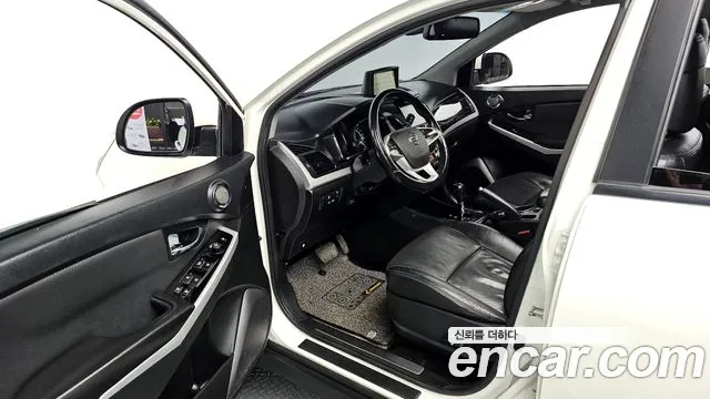 KG_Mobility_Ssangyong KORANDO 2017 thumb 10