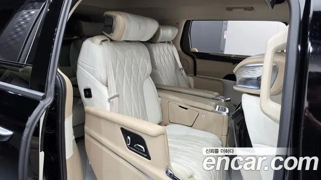Kia Carnival 2025 thumb 11