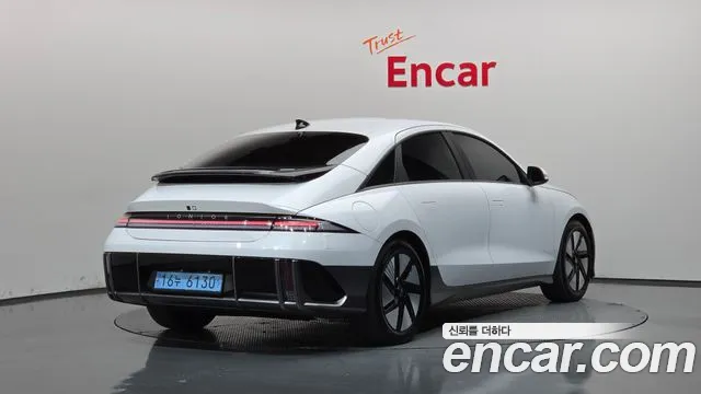 Hyundai IONIQ 6 2024 thumb 2