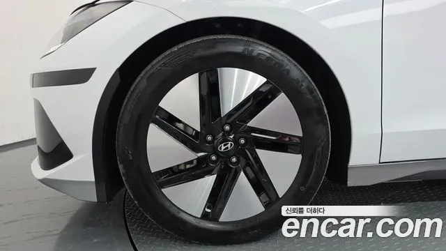 Hyundai IONIQ 6 2024 thumb 5