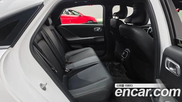 Hyundai IONIQ 6 2024 thumb 11