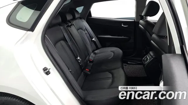 Kia K5 2019 thumb 11