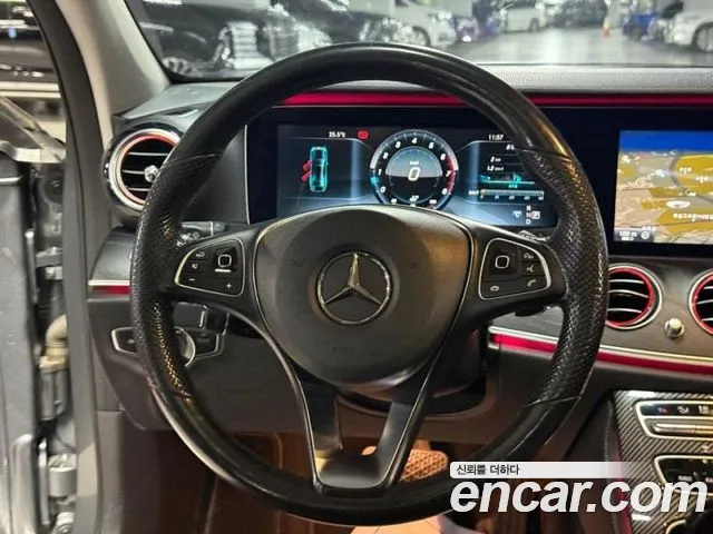Mercedes-Benz E-Класс 2016 thumb 8
