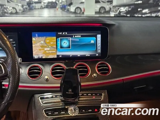 Mercedes-Benz E-Класс 2016 thumb 9