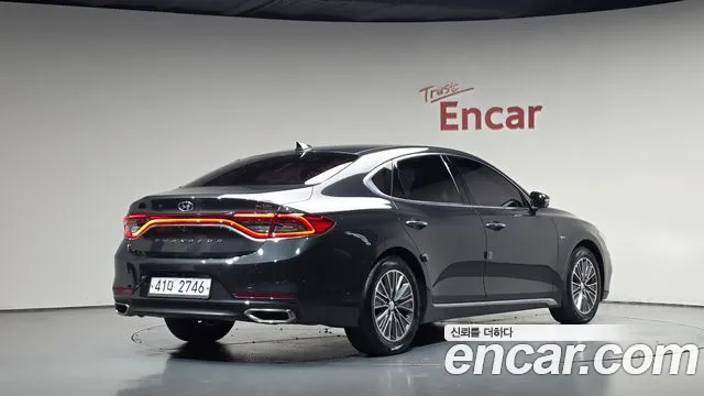 Hyundai Grandeur 2017 thumb 2