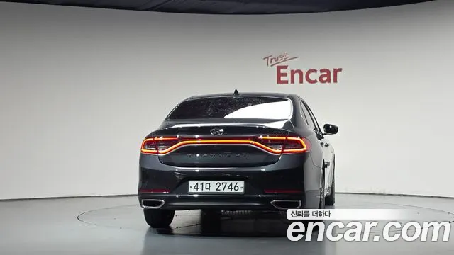 Hyundai Grandeur 2017 thumb 4