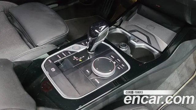 BMW 1-Series 2023 thumb 9