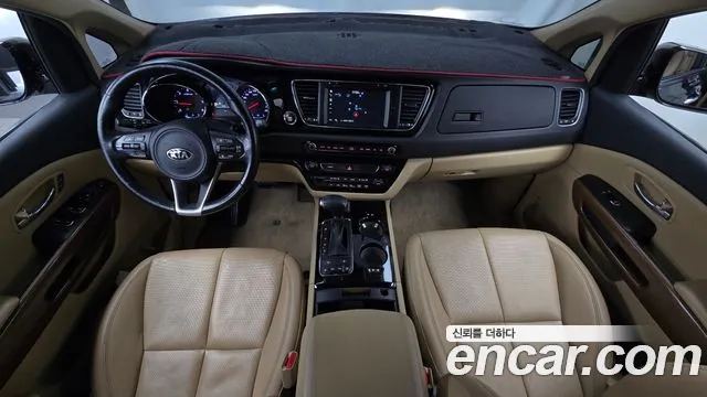 Kia Carnival 2017 thumb 7