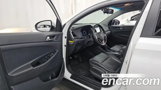Hyundai Tucson 2017 thumb 10