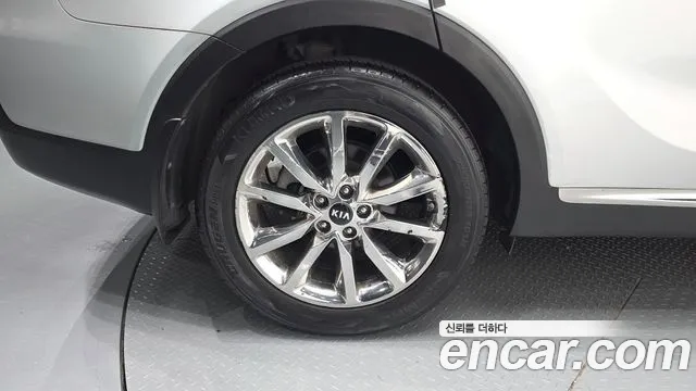 Kia Sorento 2016 thumb 5