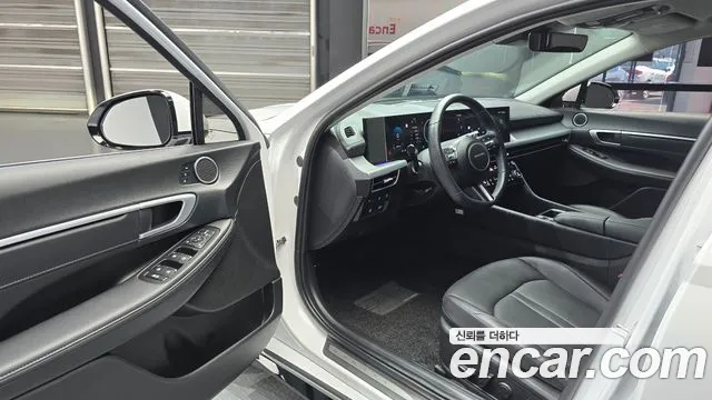 Hyundai Sonata 2025 thumb 10